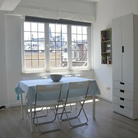 Daire Super Flat Next Grand Place