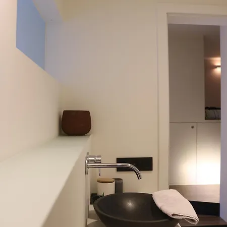 Cosy With Garden Apartman *