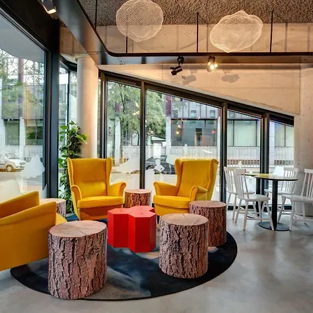 Meininger Gare Du Midi Otel 3*