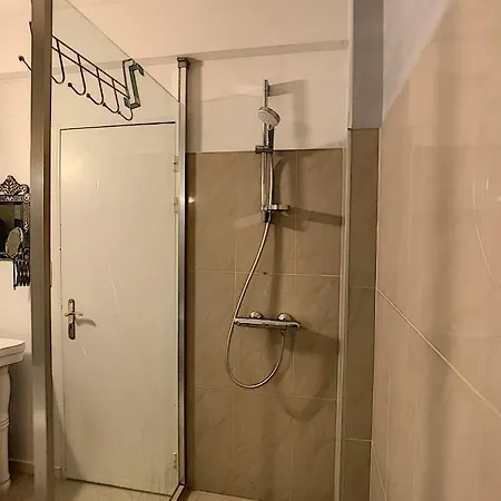 Апартаменты Cosy Avec Piscine *