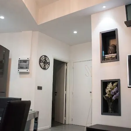Centre *