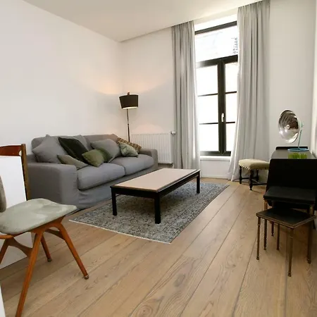 ゲストハウス Coeur Sablon