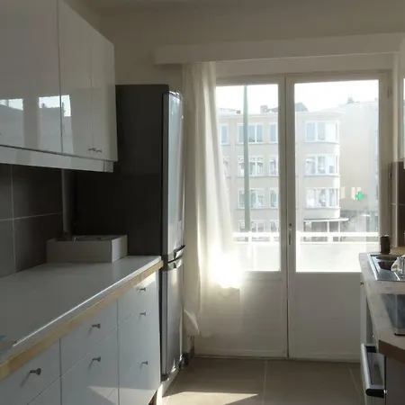 Cozy Apart 1 Minute From Metro Station Apartman