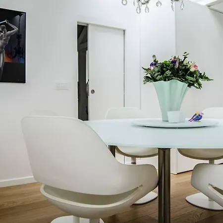 Ultra Luxurious Loft 220m2 Centre With Jacuzzi Apartment Brüssel