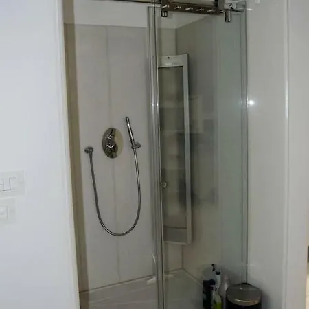 Ultra Luxurious Loft 220m2 Centre With Jacuzzi Apartment