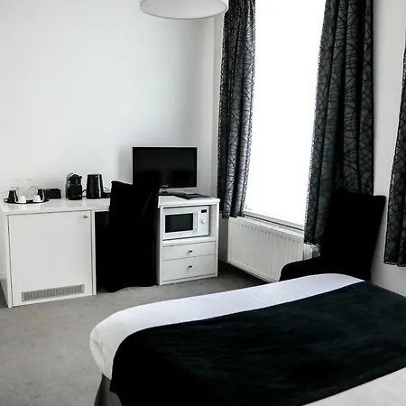 Tracotel 3*