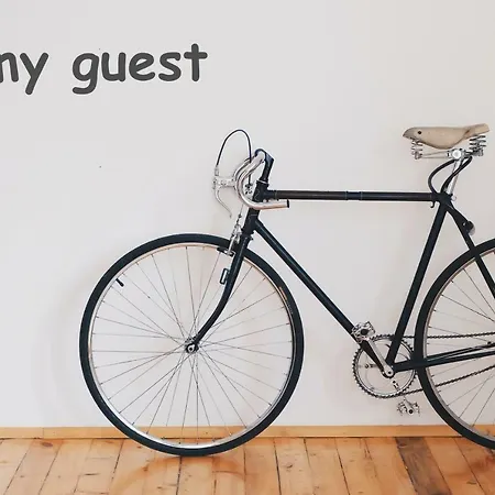 فيرست يوروفلات فندق 4*