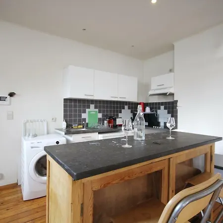 Large Duplex Chatelain Apartment Brüssel