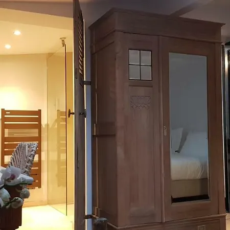 Les Grands Arbres Bed & Breakfast Brussels