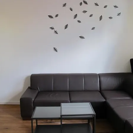 Tour & Taxis 3 Apartment