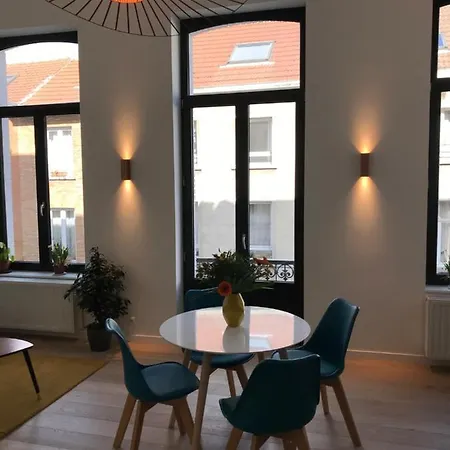 Happy House * Brussels