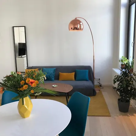 Happy House Apartment