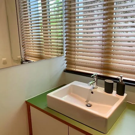 Elegant Et Authentique Dans Quartier Trendy Apartment