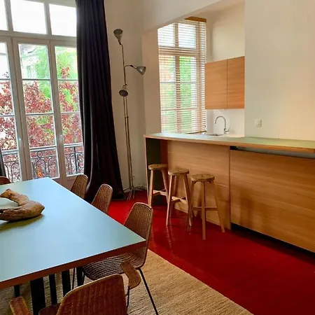 Apartment Elegant Et Authentique Dans Quartier Trendy Brussels