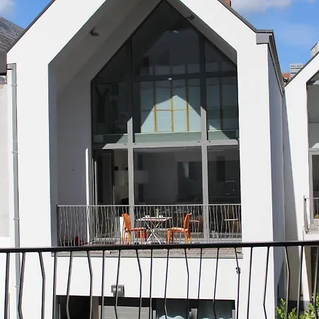 A Haven Of Peace In The Heart Of The Capital Of Eu Villa *