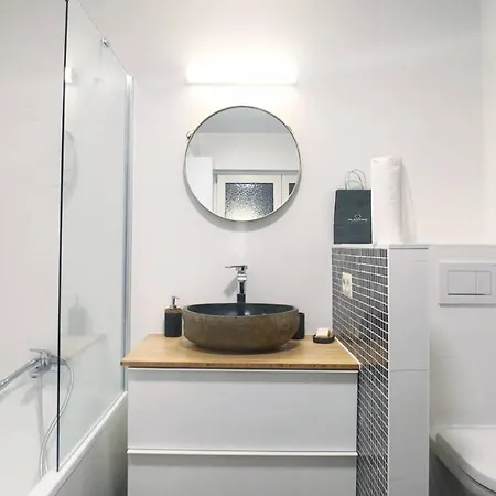 One Bedroom Apartment, City Center Apartment Brüssel