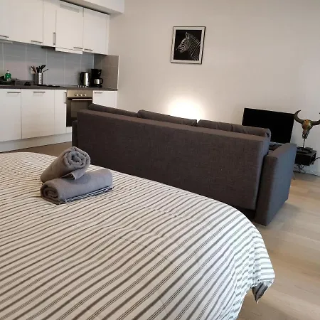 European Institutions Διαμέρισμα