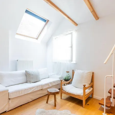 Convenient In The European Quarter *
