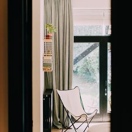 Bed & Breakfast Maison Serafino Ixelles