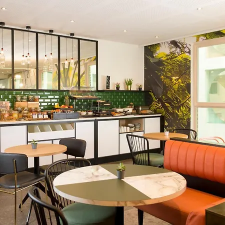 Adagio Grand Place Aparthotel 4*
