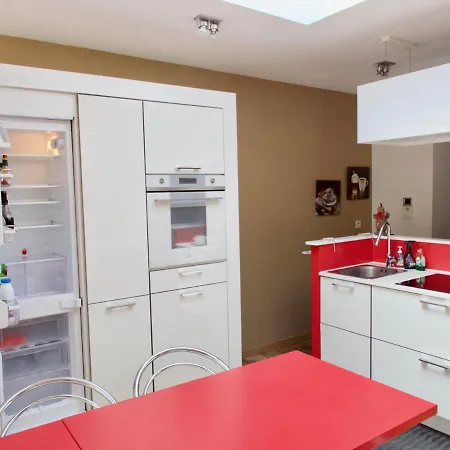 Holiday home Jolie Maison Dans Ecrin De Verdure A Brussels
