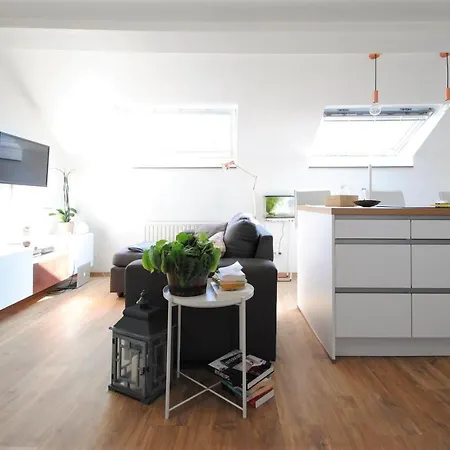 Cosy Renovated Closed To Schuman Lejlighed Bruxelles