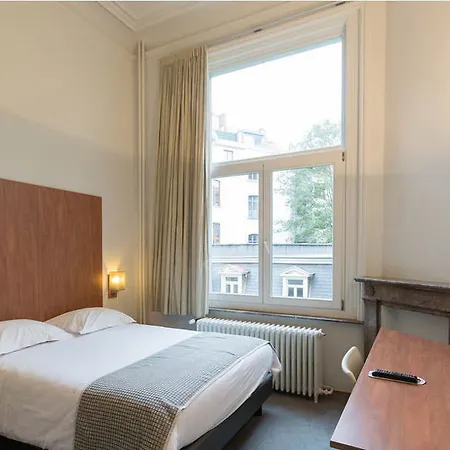 Du Congres Hotel 3*