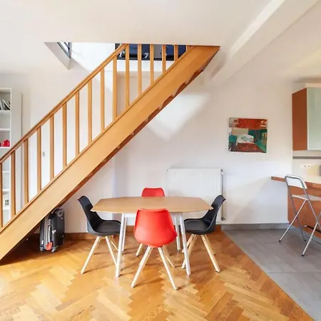 Picturesque & Bright 2 Floor With A View *