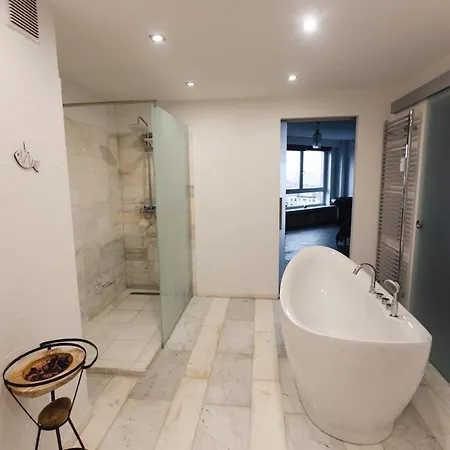 150m2 Jubile Tour&taxis Apartment