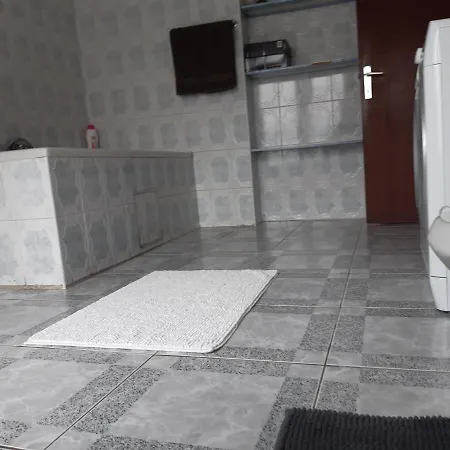 House Under The Figue Eu Apartamento Bruselas