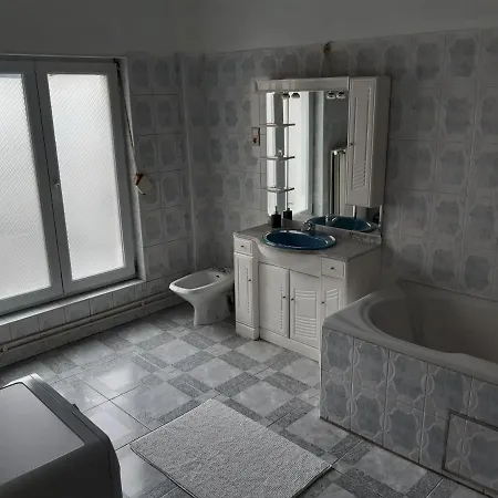 Apartman House Under The Figue Eu *