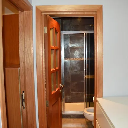 Ground Floor 2 Bedroom With Patio 公寓 布鲁塞尔