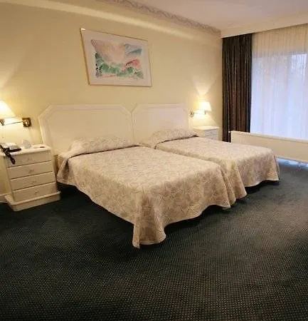 Hotel First Euroflat 4*