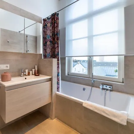 Sweet - Waterloo Apartment *