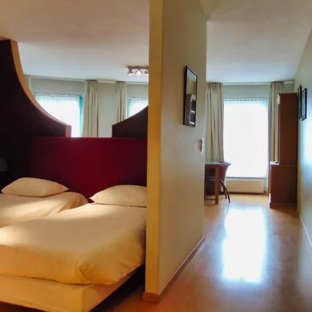 Apart Midi 3* Brussels