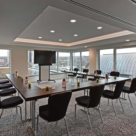 Hotel Park By Radisson Brussels Centre Midi 3*