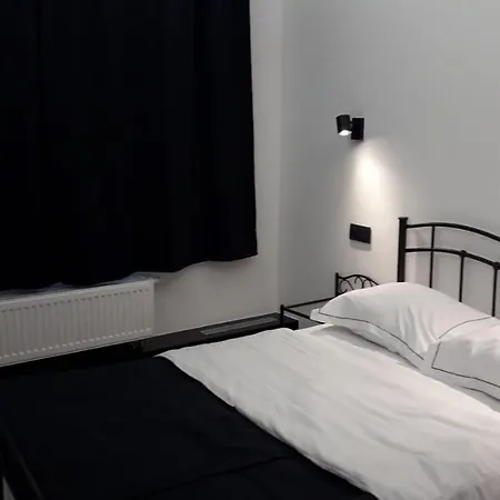 Hotell Le Grand Colombier 2*
