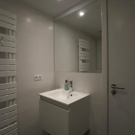 European Institutions Διαμέρισμα