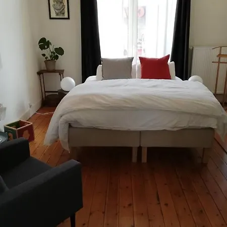 Apartment Stylish, Central, Calm And Comfy