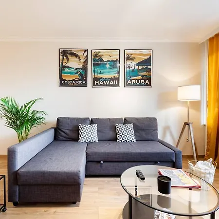 Comme Chez Soi, Free Parking Included Bruxelles