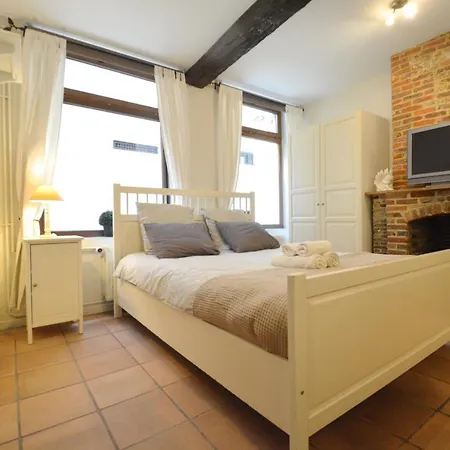 N°9 Boutique Poupee Brussels
