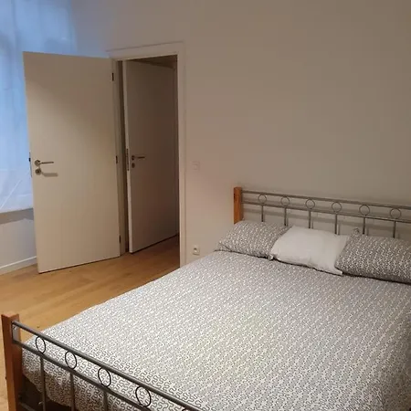 Proche Grand Place Apartment *