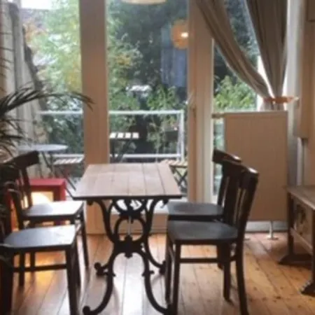 Apartment Stylish, Central, Calm And Comfy Brussels