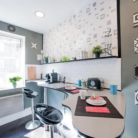 Magnifique Triplex Apartment
