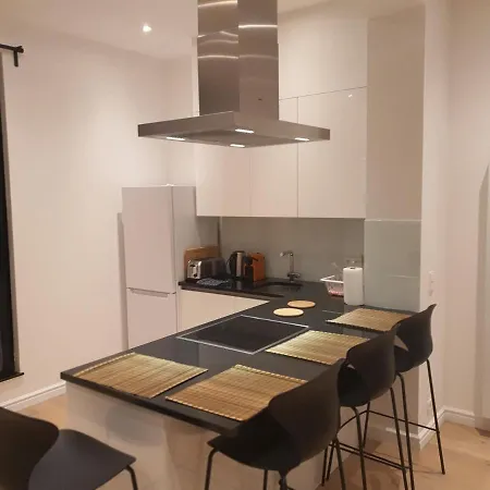 2 Bedrooms Appart Near European Parliament +fee Parking