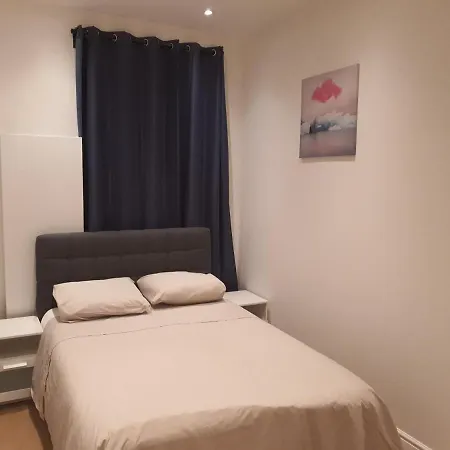 Apartamento 2 Bedrooms Appart Near European Parliament +fee Parking