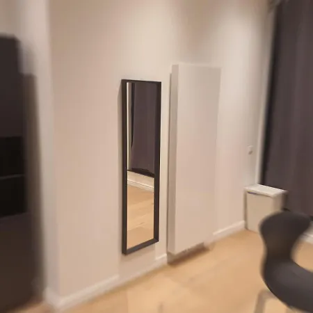 2 Bedrooms Appart Near European Parliament +fee Parking *
