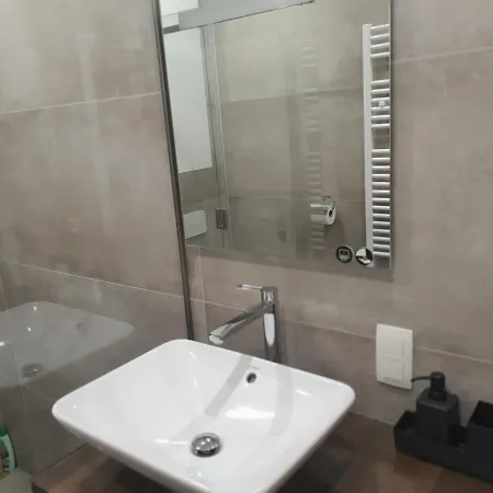 2 Bedrooms Appart Near European Parliament +fee Parking Apartamento Bruxelas