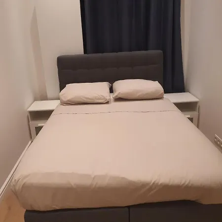 2 Bedrooms Appart Near European Parliament +fee Parking 公寓 *