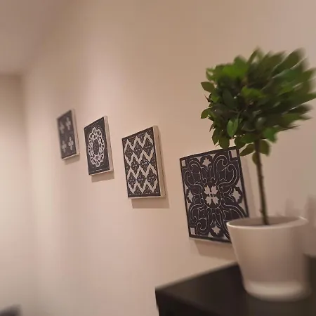 公寓 2 Bedrooms Appart Near European Parliament +fee Parking *